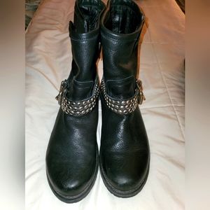Motorcycle boots